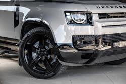 2026 Land Rover Defender 110 D350 X-Dynamic HSE