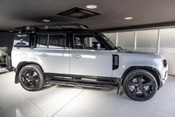 2026 Land Rover Defender 110 D350 X-Dynamic HSE