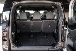 2026 Land Rover Defender 110 D350 X-Dynamic HSE