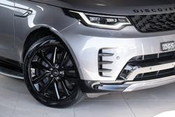 2026 Land Rover Discovery D350 Dynamic SE