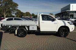 2023 Toyota Hilux SR