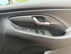 2017 HYUNDAI i30 ACTIVE