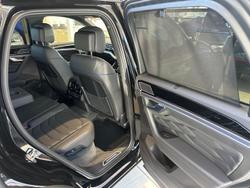 2025 Volkswagen Touareg R