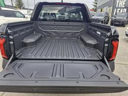 2026 KGM Musso EV AWD