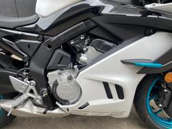 2026 CFMOTO 675SR-R SR White