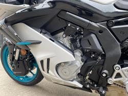 2026 CFMOTO 675SR-R SR White