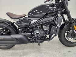 2025 CFMOTO 450 CL-C BOBBER Black
