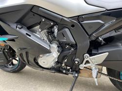 2026 CFMOTO 675SR-R SR Black