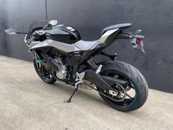 2026 CFMOTO 675SR-R SR Black