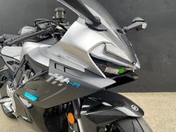 2026 CFMOTO 675SR-R SR Black