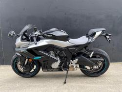 2026 CFMOTO 675SR-R SR Black