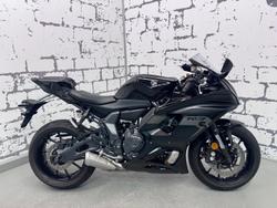 2025 Yamaha YZF-R7 LAMs YZF-R Black