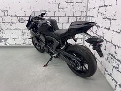 2025 Yamaha YZF-R7 LAMs YZF-R Black