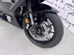 2025 Yamaha YZF-R7 LAMs YZF-R Black