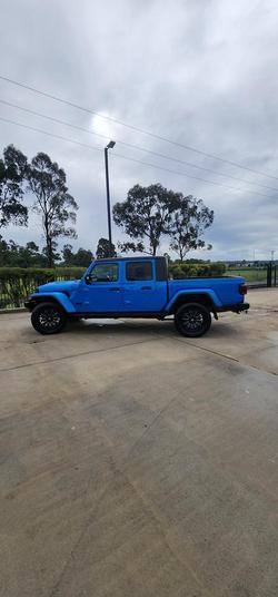 2022 Jeep Gladiator Night Eagle