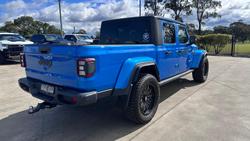 2022 Jeep Gladiator Night Eagle