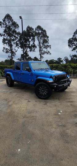 2022 Jeep Gladiator Night Eagle