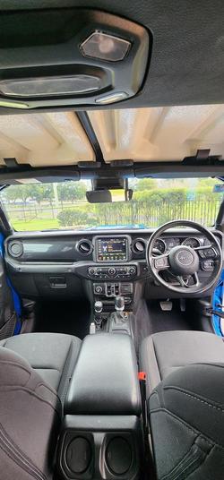 2022 Jeep Gladiator Night Eagle