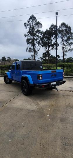 2022 Jeep Gladiator Night Eagle