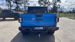 2022 Jeep Gladiator Night Eagle