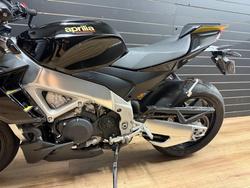 2022 APRILIA TUONO V4 FACTORY Black
