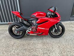 Ducati 959 Panigale (red)