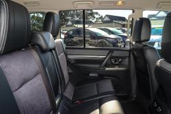 2018 Mitsubishi Pajero GLS
