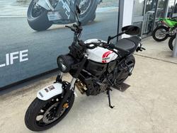 2026 Yamaha XSR700 White