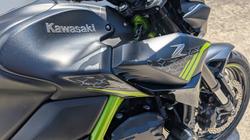 2021 Kawasaki Z900 SUPERNAKED (ZR900) Black