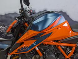 2021 Ktm 1290 SUPER DUKE R ORANGE