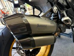 2025 BMW Motorrad R 1300 GS ADVENTURE OPTION 719 Aurelius Green Metallic Matt