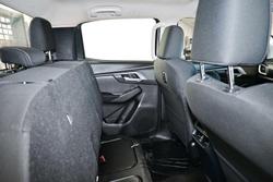 2022 Isuzu D-MAX LS-M