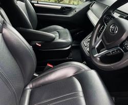 2022 LDV G10 +