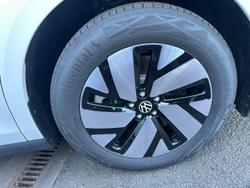 2026 Volkswagen ID. Buzz Pro BEV560