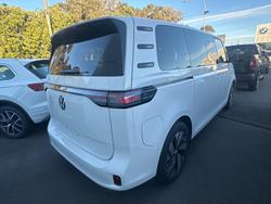 2026 Volkswagen ID. Buzz Pro BEV560