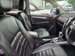 2018 Isuzu MU-X LS-T