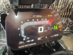 2025 BMW Motorrad R 1300 GS ADVENTURE OPTION 719 Aurelius Green Metallic Matt
