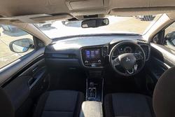 2021 Mitsubishi Outlander ES