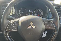 2021 Mitsubishi Outlander ES