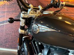 2025 Royal Enfield Super Meteor 650 Meteor Black