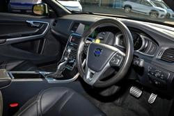2016 Volvo S60 T6 R-Design