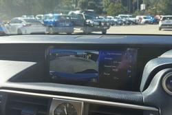 2018 Lexus IS IS300h Luxury