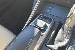 2018 Lexus IS IS300h Luxury