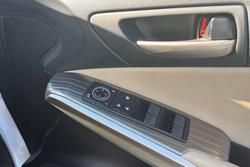 2018 Lexus IS IS300h Luxury