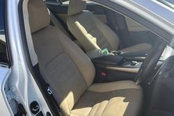 2018 Lexus IS IS300h Luxury