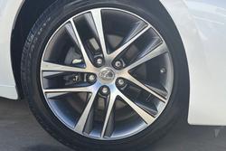 2018 Lexus IS IS300h Luxury
