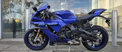 2025 Yamaha YZF-R1 R1 Blue