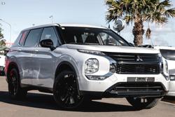 2026 Mitsubishi Outlander Black Edition