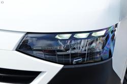 2025 Volkswagen Transporter TDI390