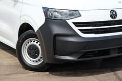 2025 Volkswagen Transporter TDI390